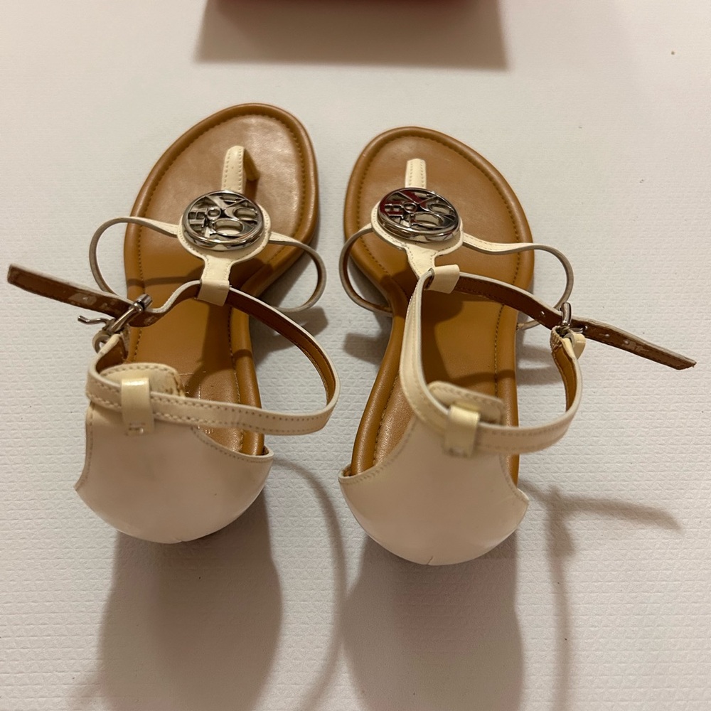 Coach Women's White Strappy Sandal with Gold Logo Medallion - Picture 4 of 6